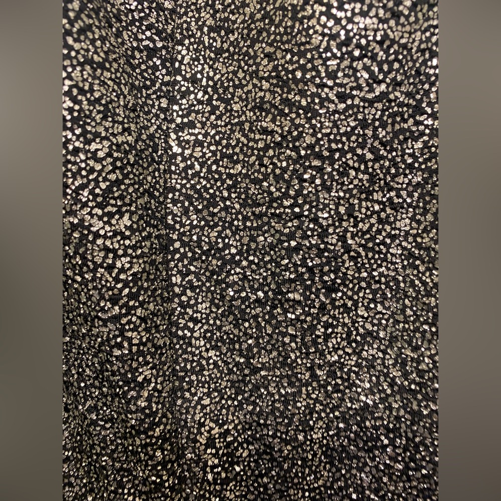 Torrid 0 Silver‎ Metallic Foil Textured Skater Sleeveless Party Dress Womens XL - Picture 4 of 9